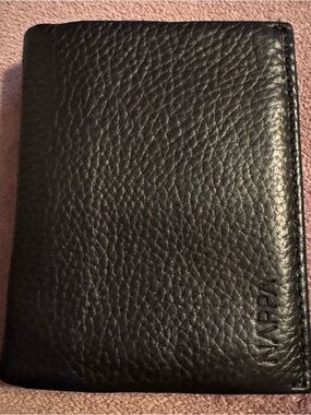 Nappa Black Leather Men’s Bifold Wallet